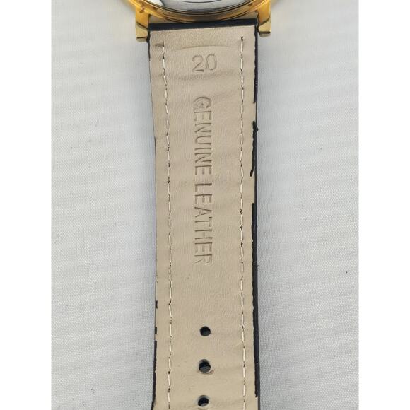 Mens NOS Very Rare Snoopy Holding Heart Quartz Watch New Battery Band Runs - Picture 6 of 11